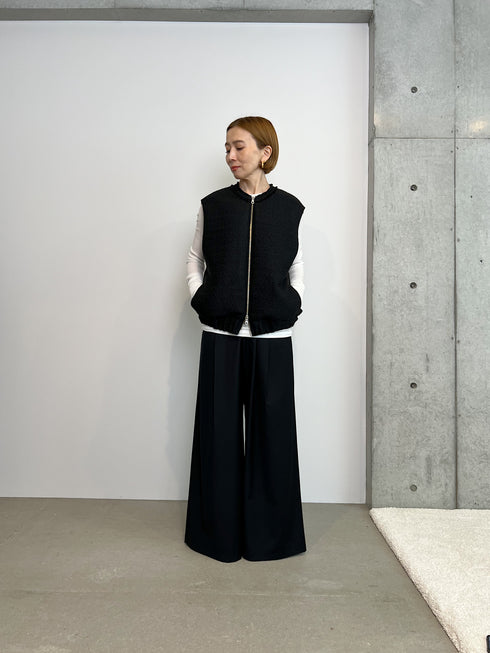 egg zip vest
